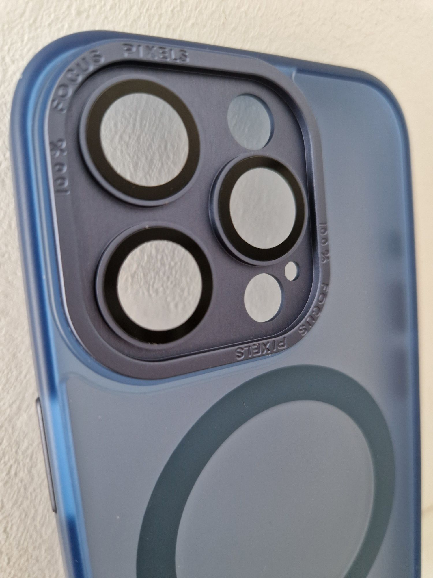 Tel Protect Magmat Case do Iphone 15 Pro Granatowy