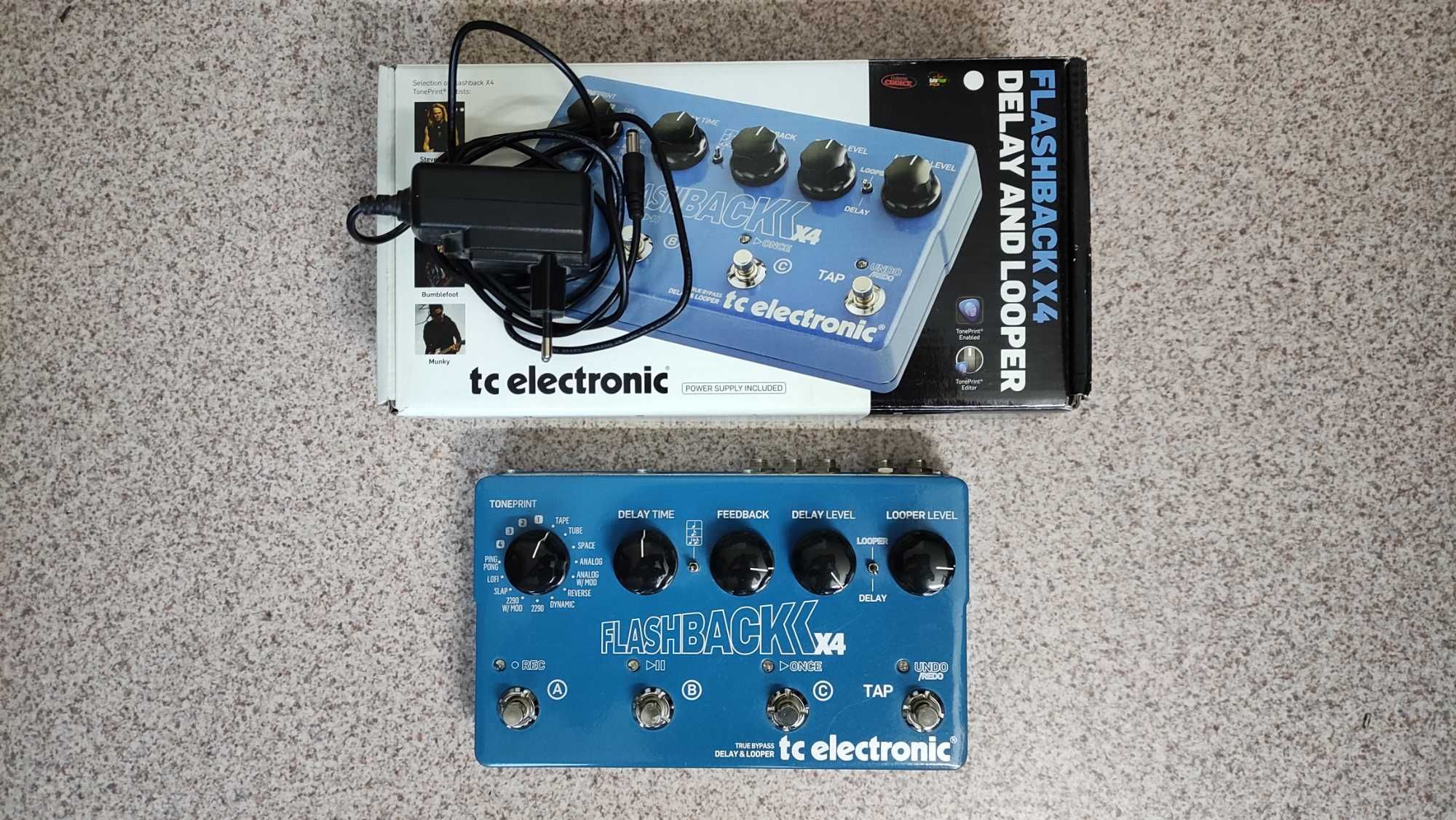 Педаль TC Electronic Flashback X4 Delay Looper