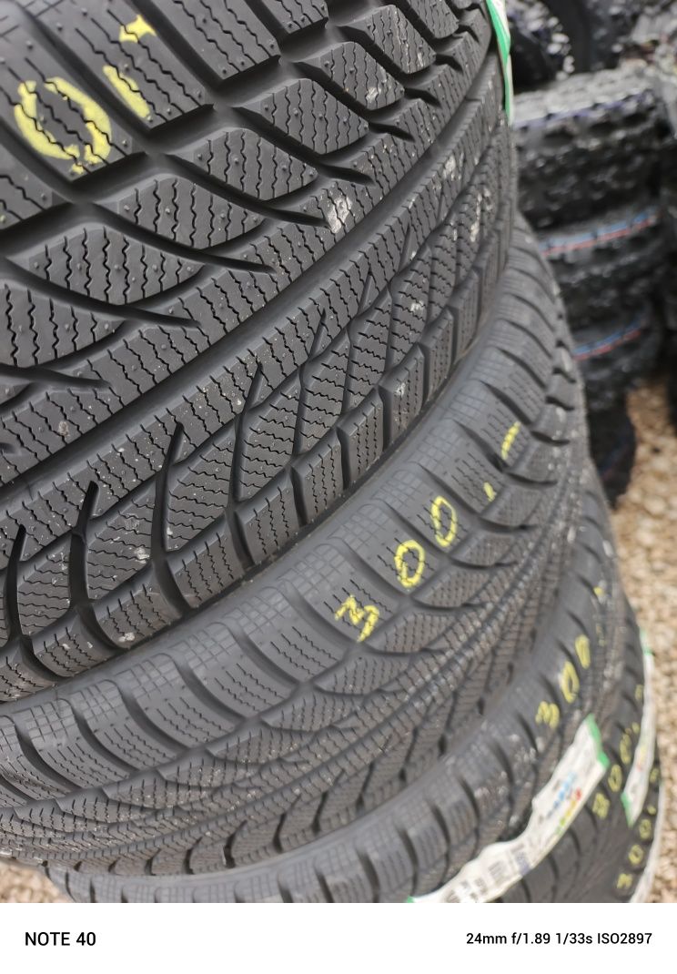 Nowe opony zimowe Goodride SW608 225/45/18 24r