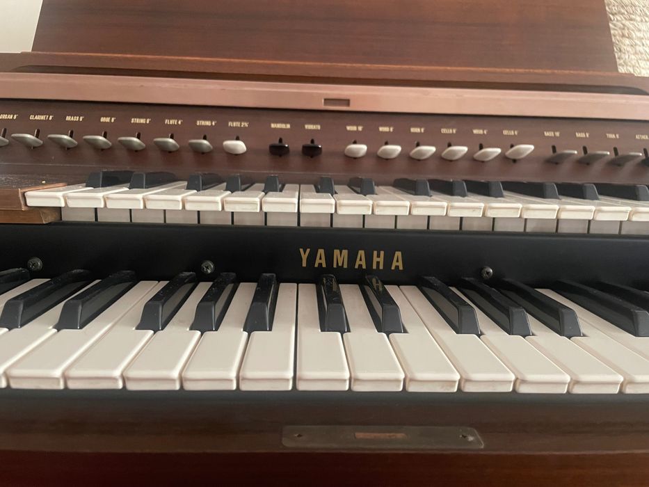 Órgão yamaha Electone