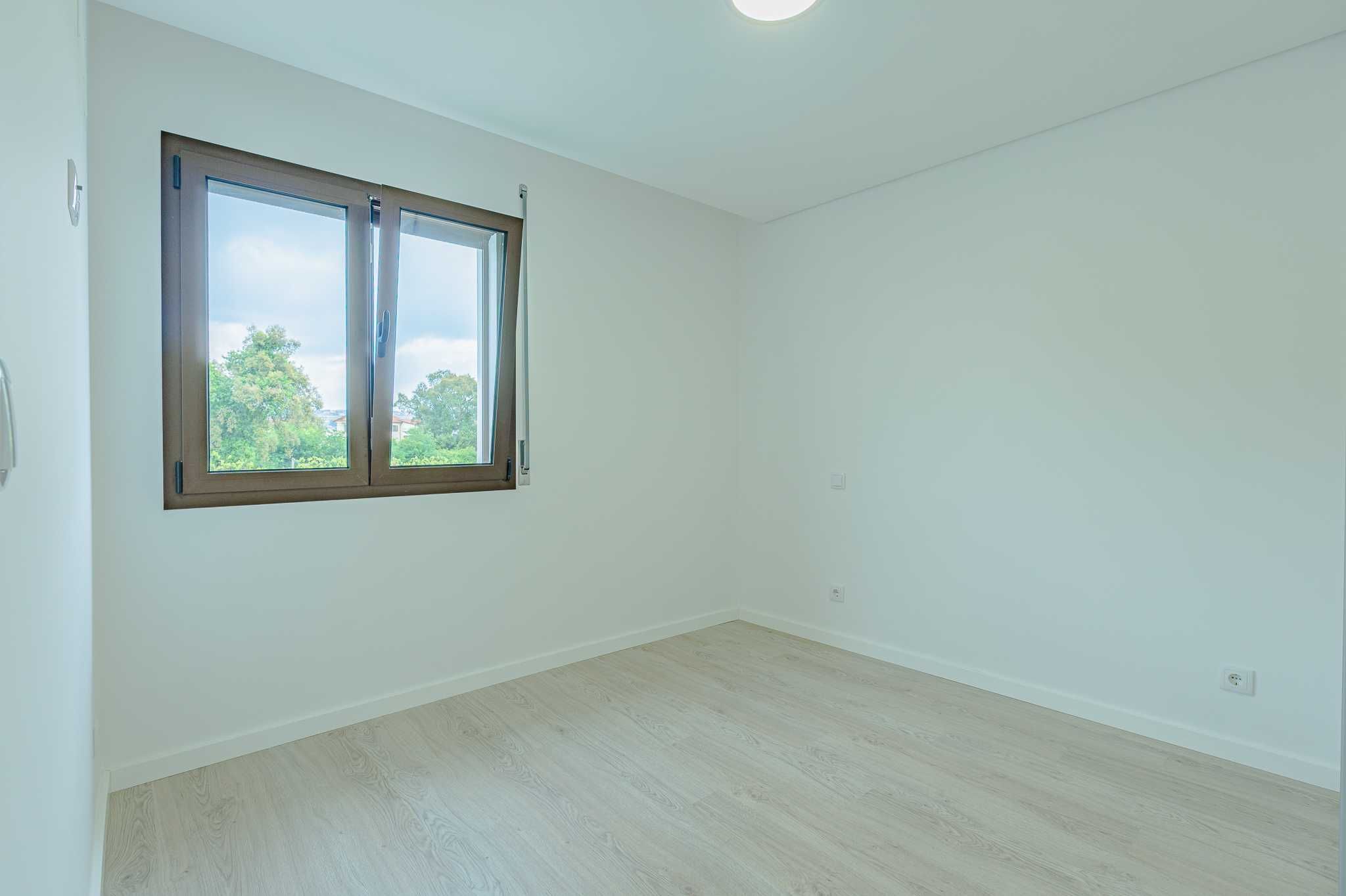 Andar Moradia T2+1 com aproveitamento de Sótão, remodelado e renovado