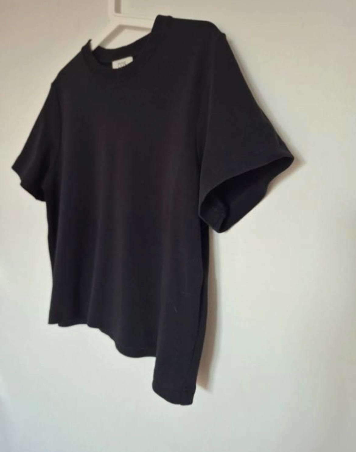 COS standard t-shirt black
