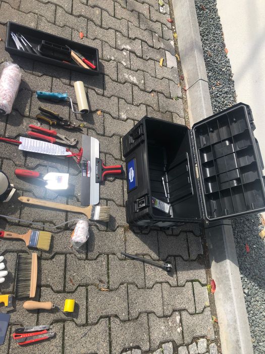 :

Skrzynka na narzędzia

Solidna i praktyczna skrzynk