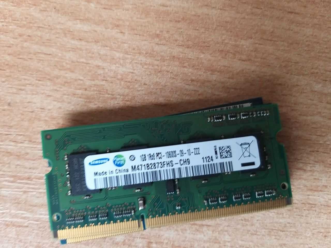 оперативная память на ноутбук 4 по 1  Гб SO-DIMM DDR3 рабочие.