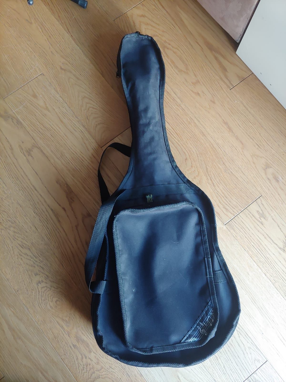 Gitara akustyczna