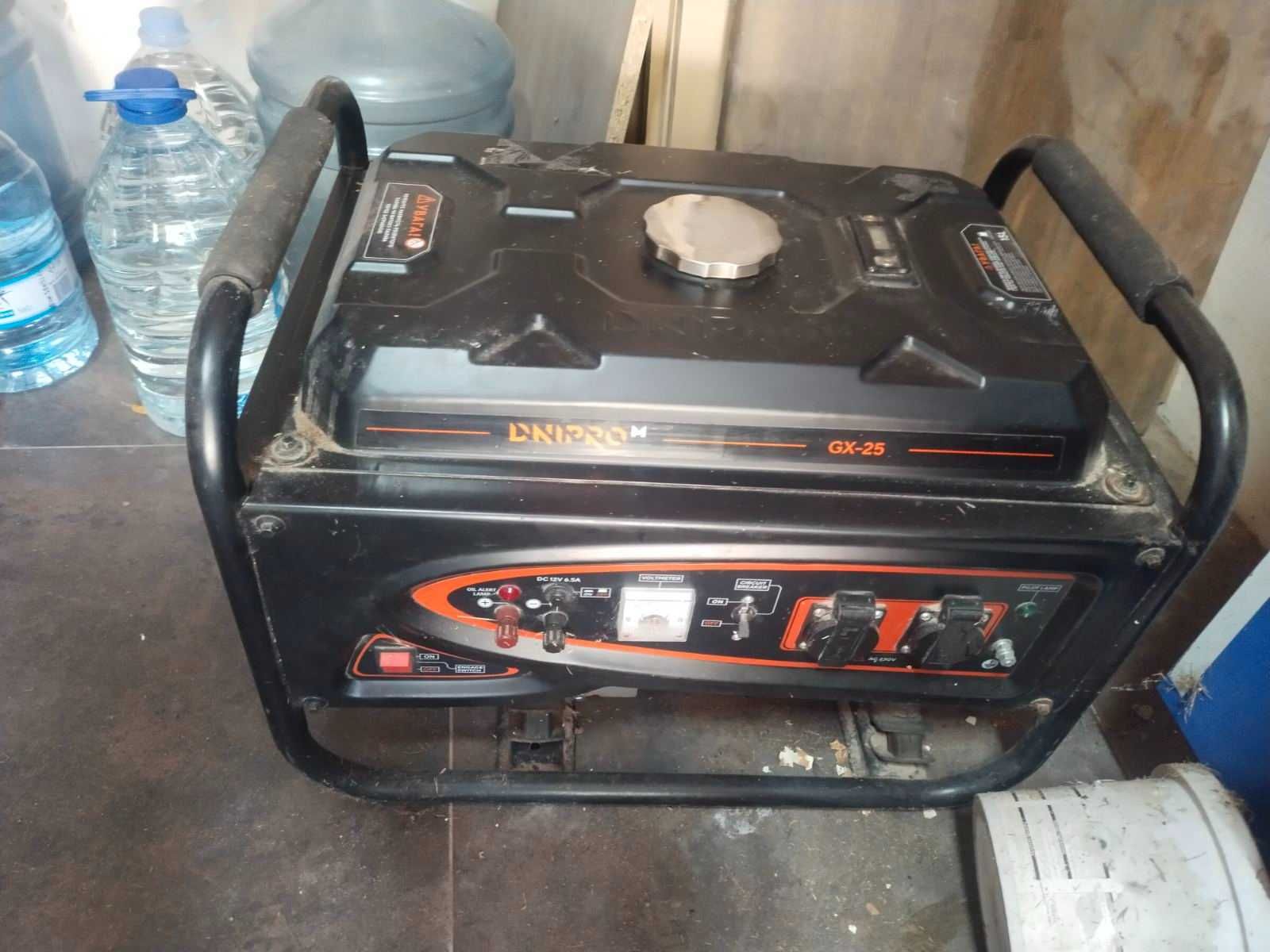 Продам генератор бензиновий Dnipro-M GX-25