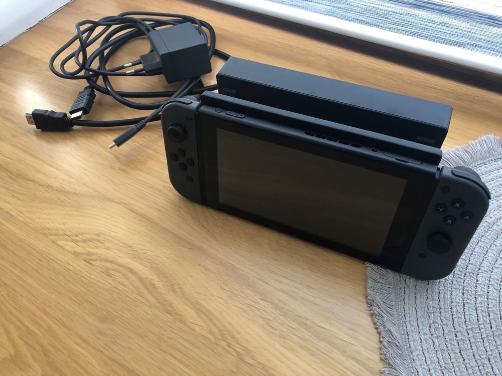 Nintendo Switch Szare