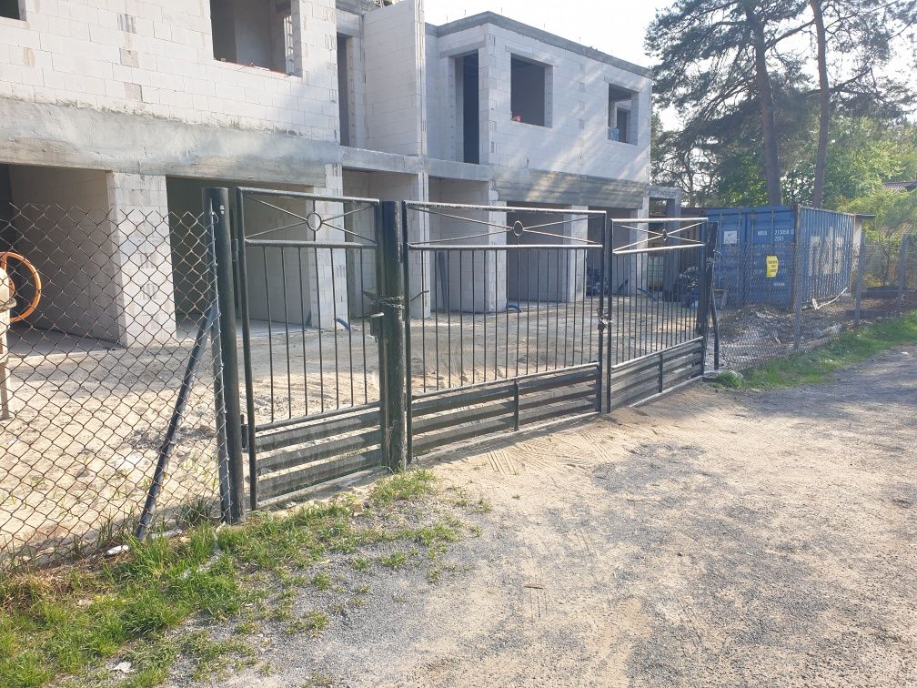 Brama i furtka używana