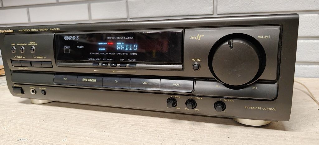 Amplituner stereo TECHNICS SA-EX120.