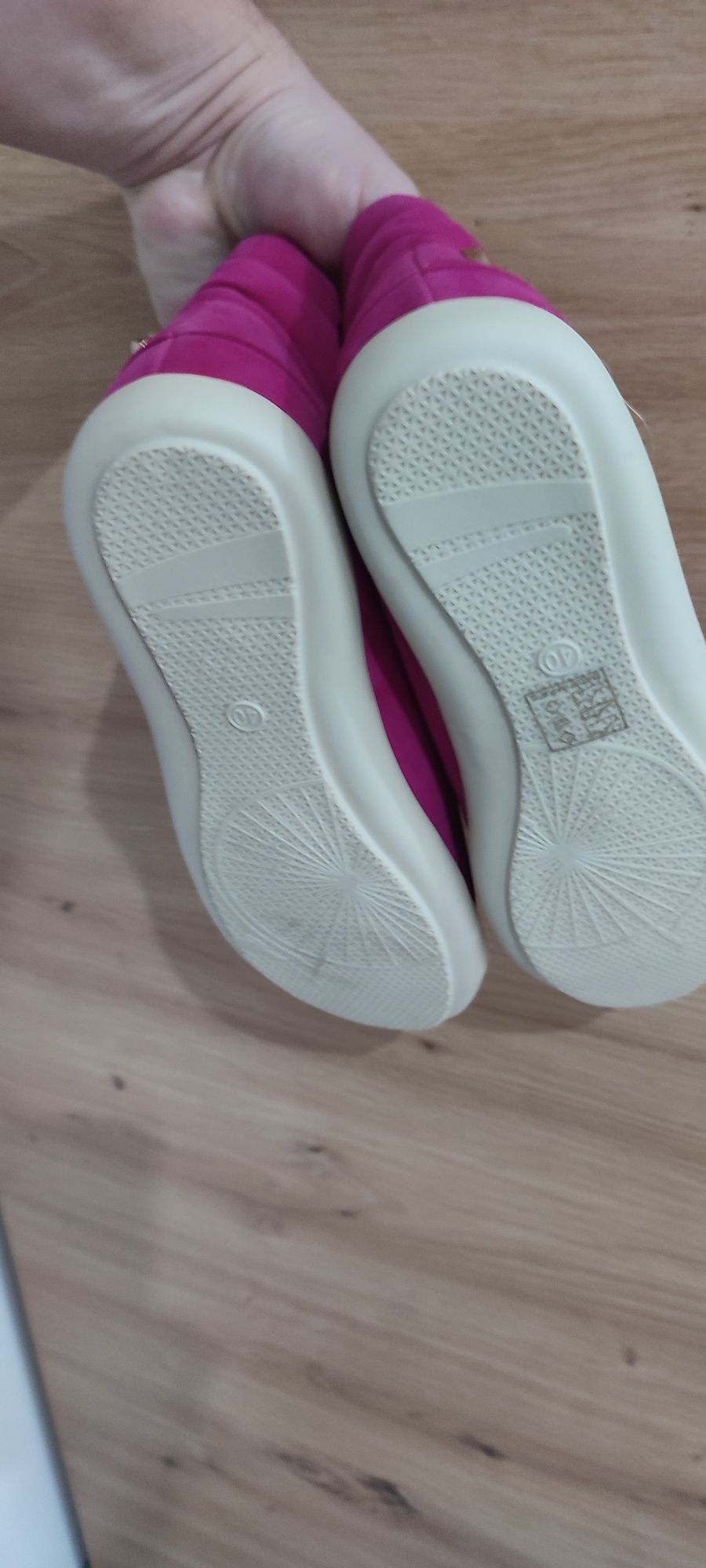 Trampki damskie, tenisówki. Fuksja.  Roz. 40, 36