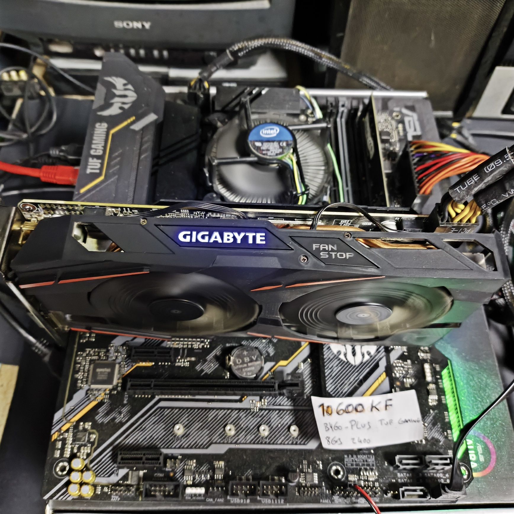 Placa gráfica Gigabyte RX580 4GB