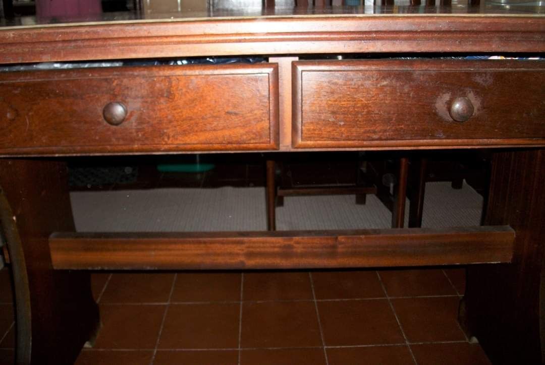 Mesa e 4 cadeiras