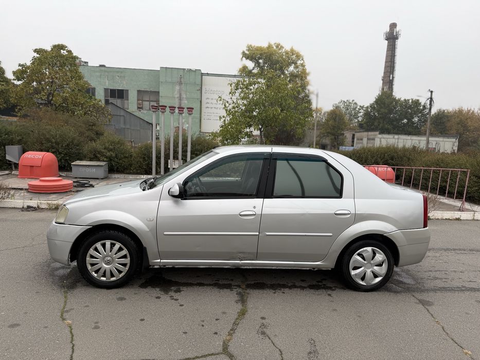 Dacia logan 1.6 газ , кондиционер