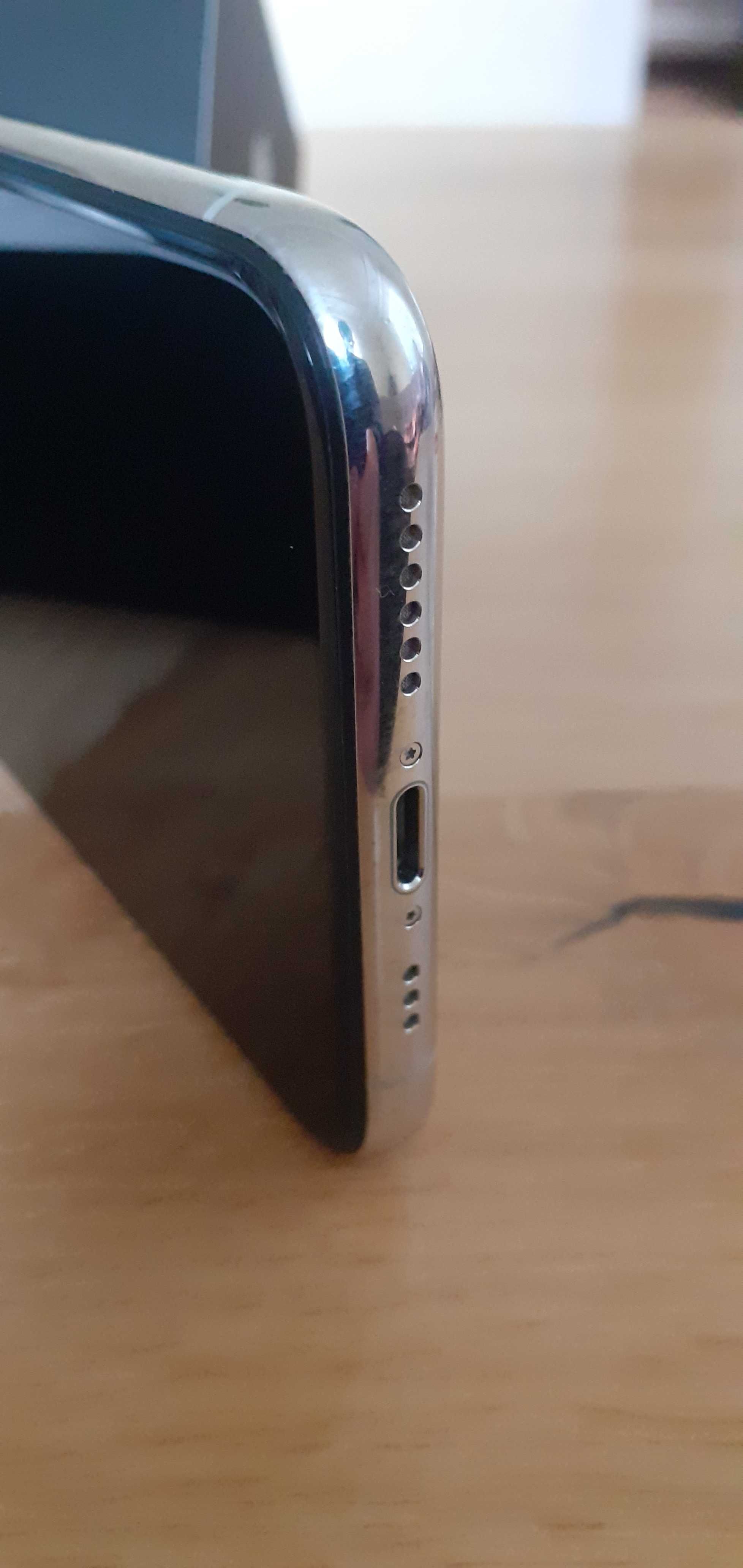 Продам Iphone 11 pro 64