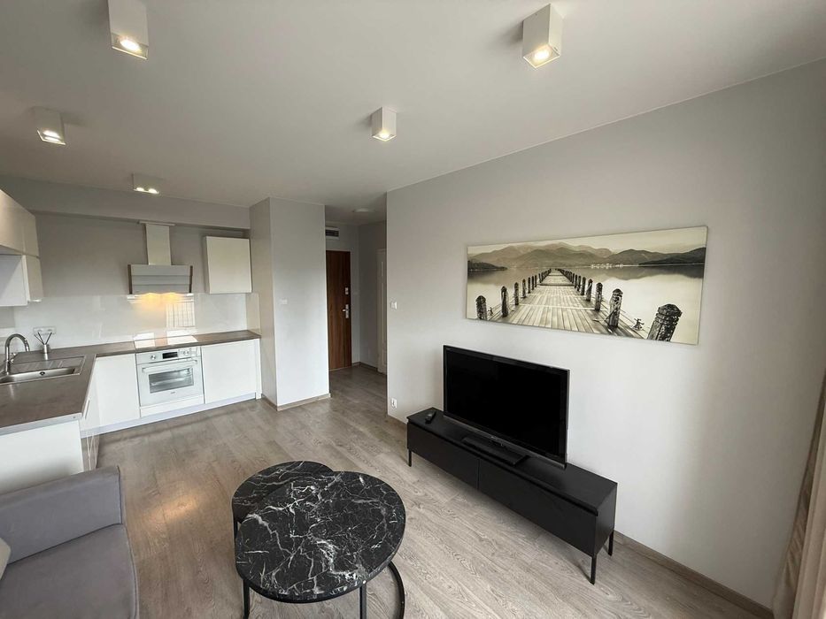 Najem, 2 pokoje, Brukselska ,Europejskie, plus piwnica.