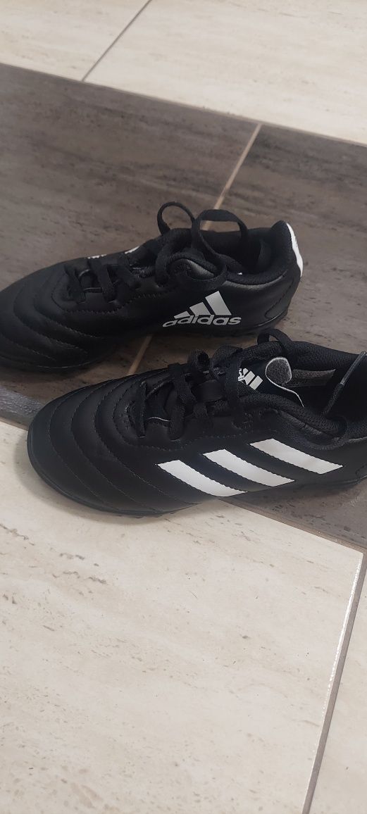 Buty halówki adidas 30,5