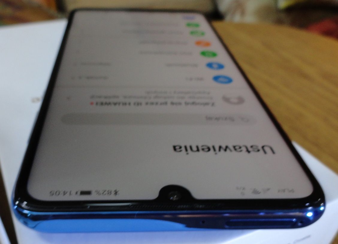 Sprzedam Telefon Huawei P30 Lite 4 GB RAM 128 pamięci