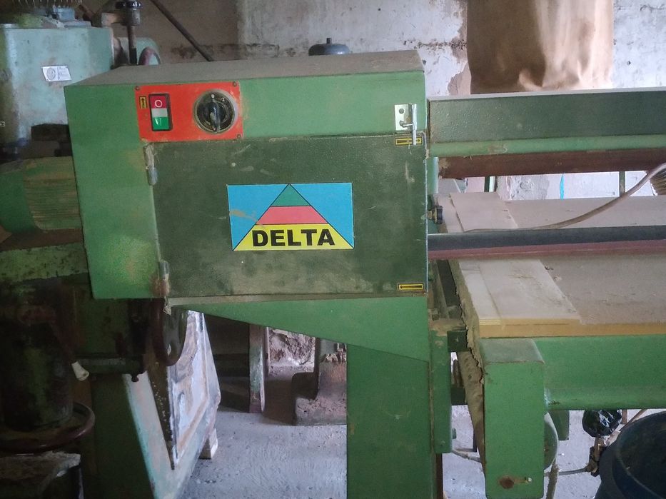 Lixadeira de cinta para carpintaria ou serralharia