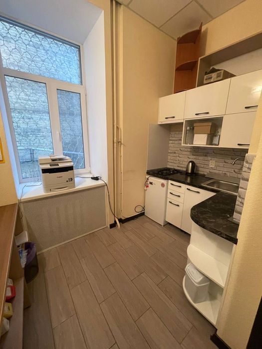 Здам 2 к.38 м.м.Університет,м.Вокзальна-8 хв.пішки