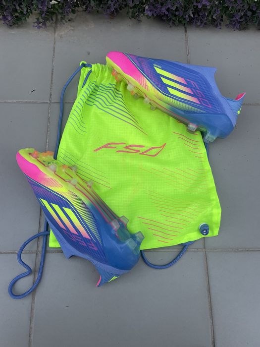 Chuteiras F50 tamanho:43