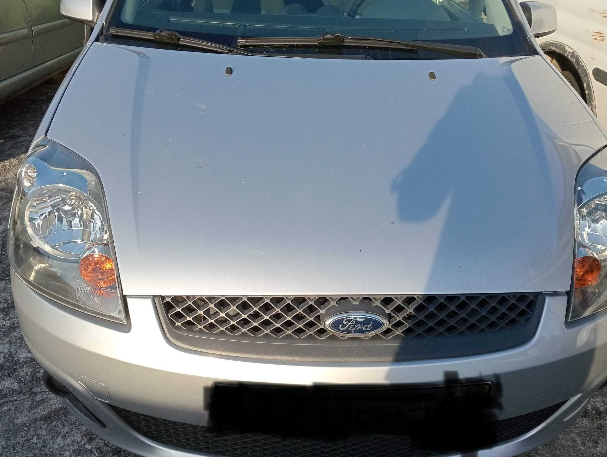 Vendo Ford Fiesta