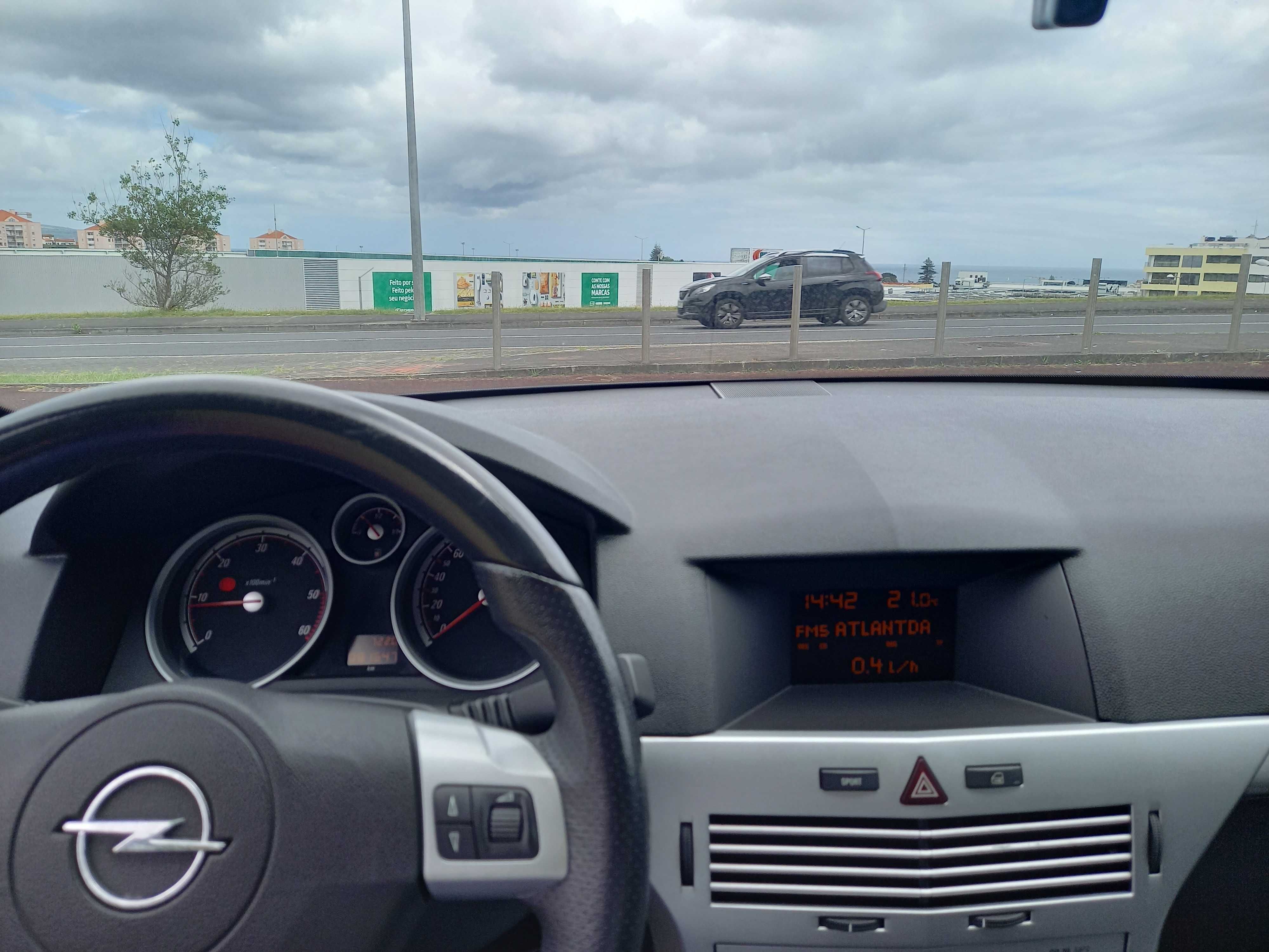 Opel Astra Sport Van - 07