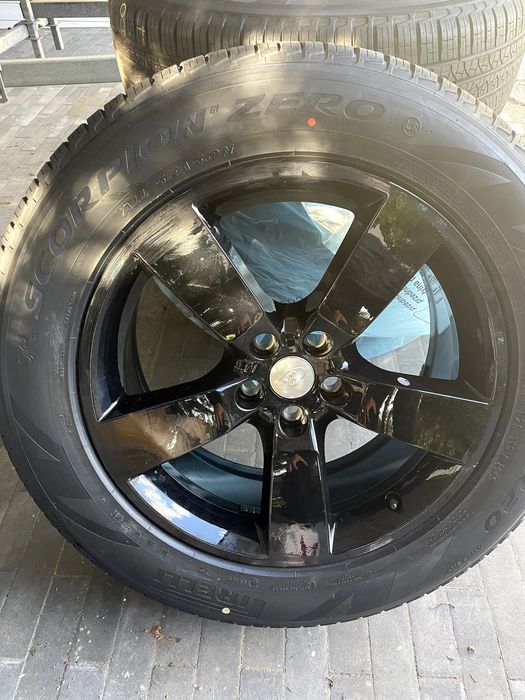 Opony wielosezonowe  Pirelli Scorpion Zero 255/60 R20 113 W M+S