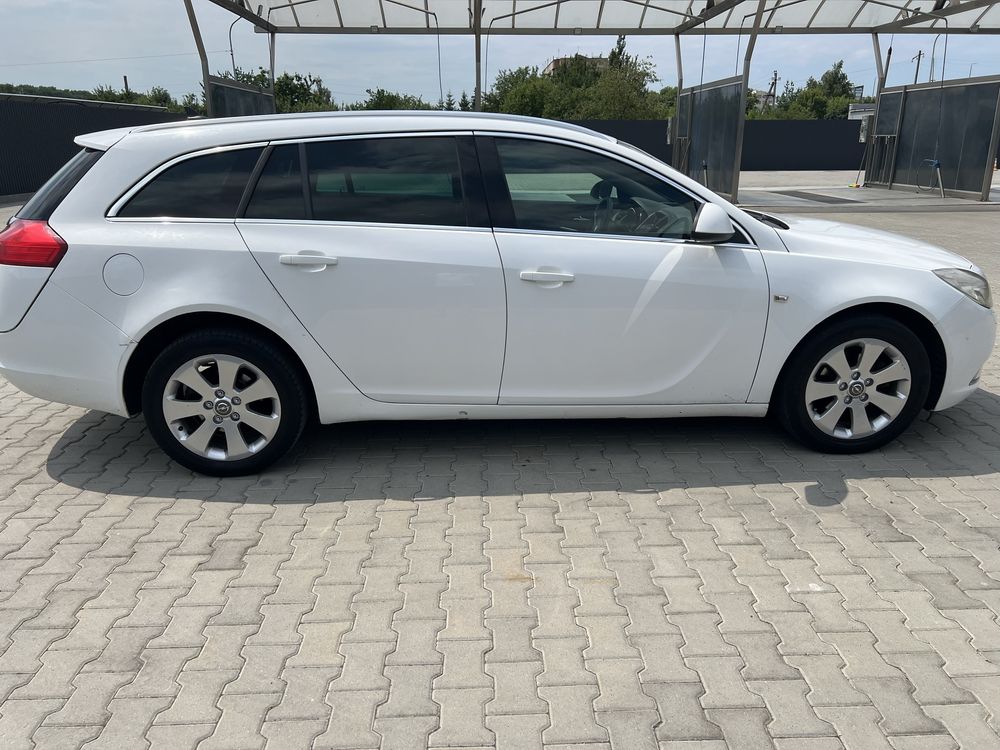 Продам Opel Insignia