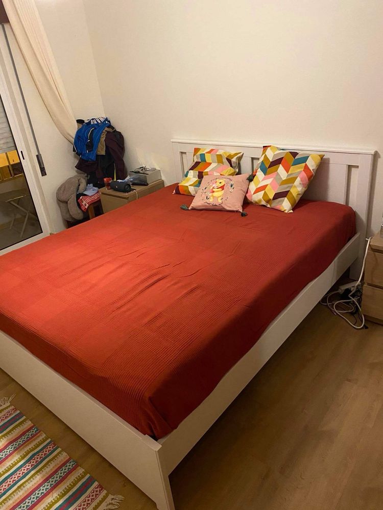 Cama IKEA Songesand