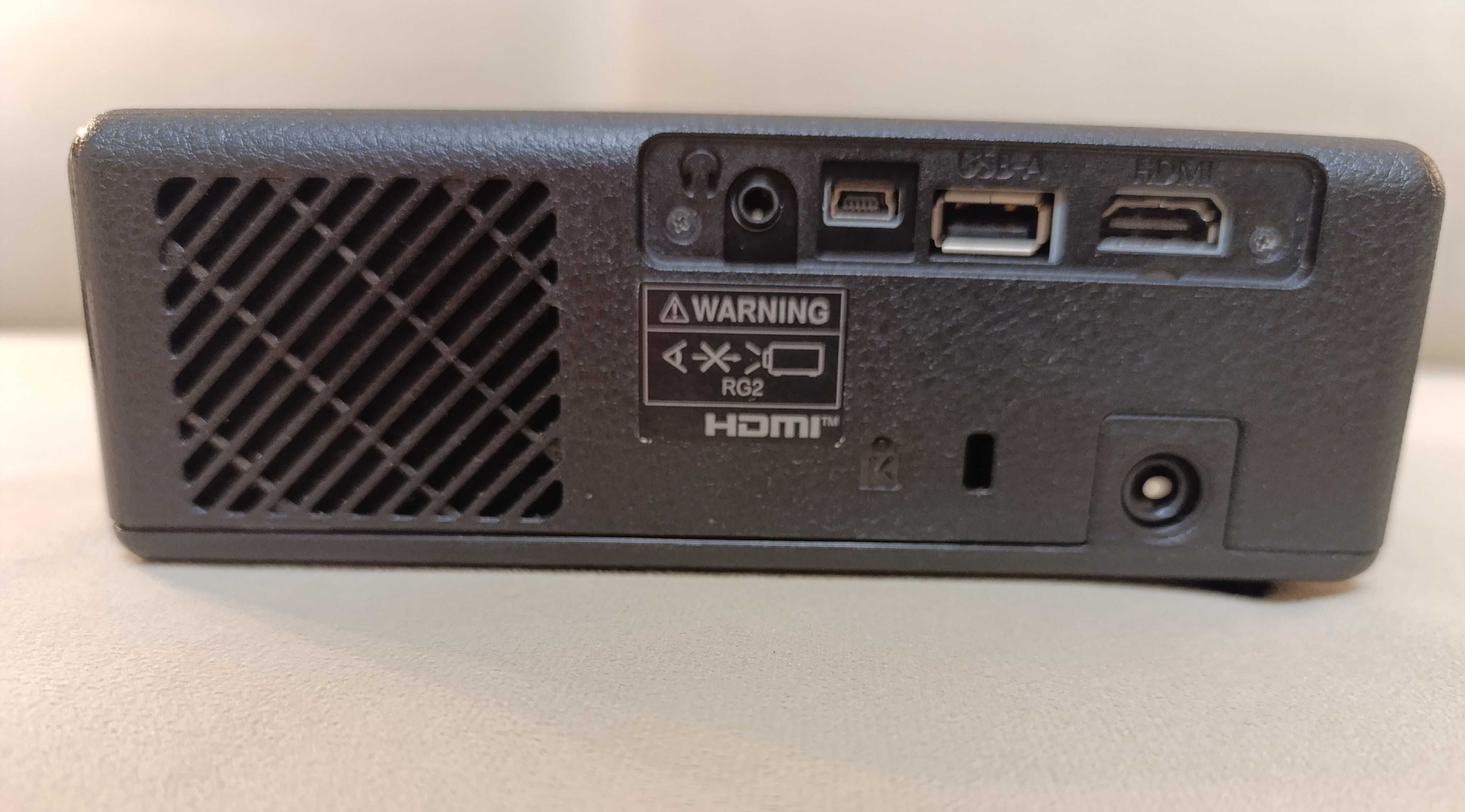 Проектор лазерний Epson Ef-11