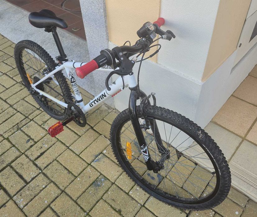 Bicicleta BTWIN Rockrider 300