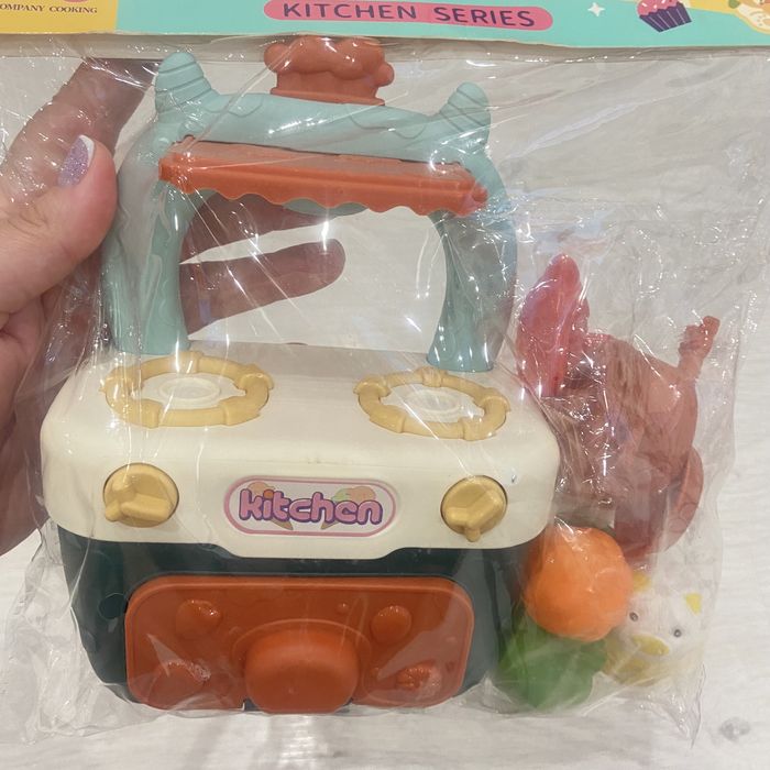 Кухня іграшкова маленька