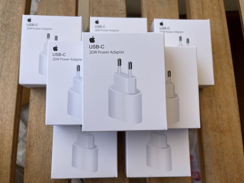 Carregador original  Apple iPhone fast charger  20W USB C rápido