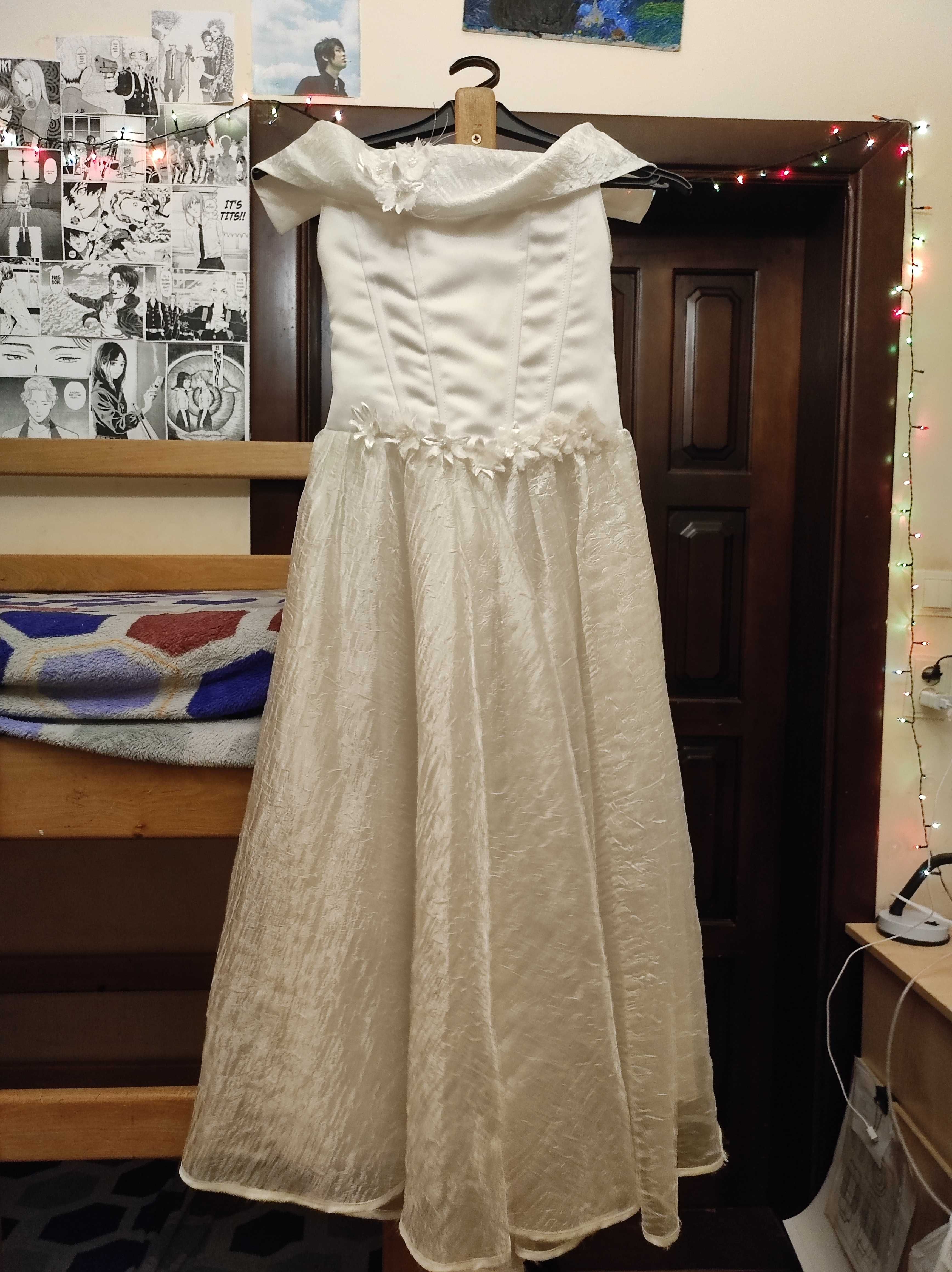 Плаття біле для дівчат