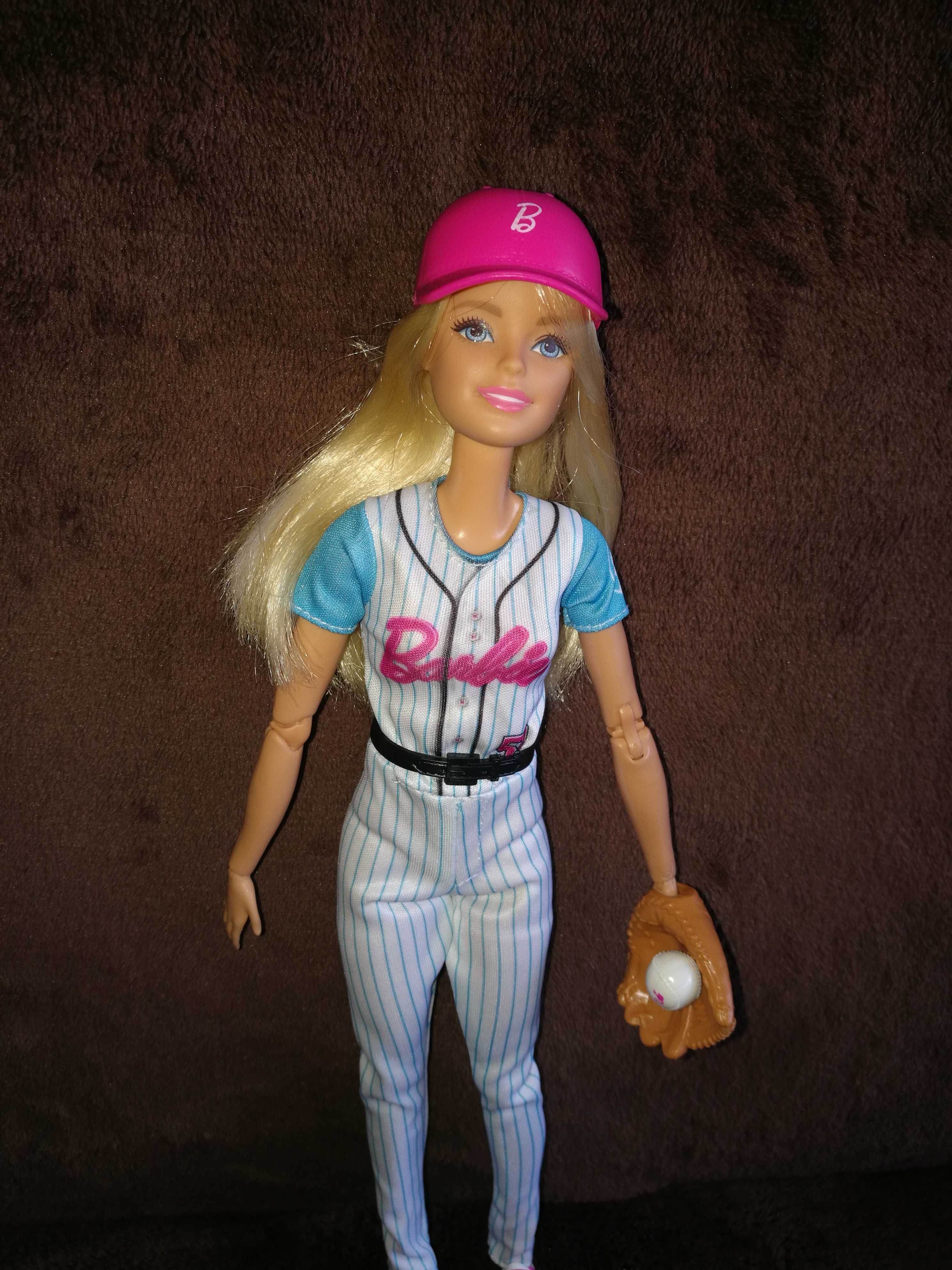 Lalka Barbie Baseball Player Made To Move