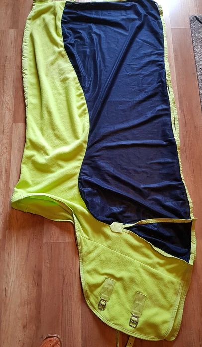 Derka siatkowa dla konia