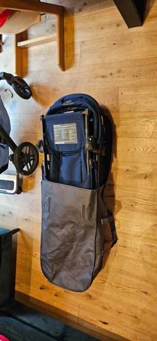 Wózek 2w1 UPPAbaby Vista V2 Noa granatowy + dodatki
