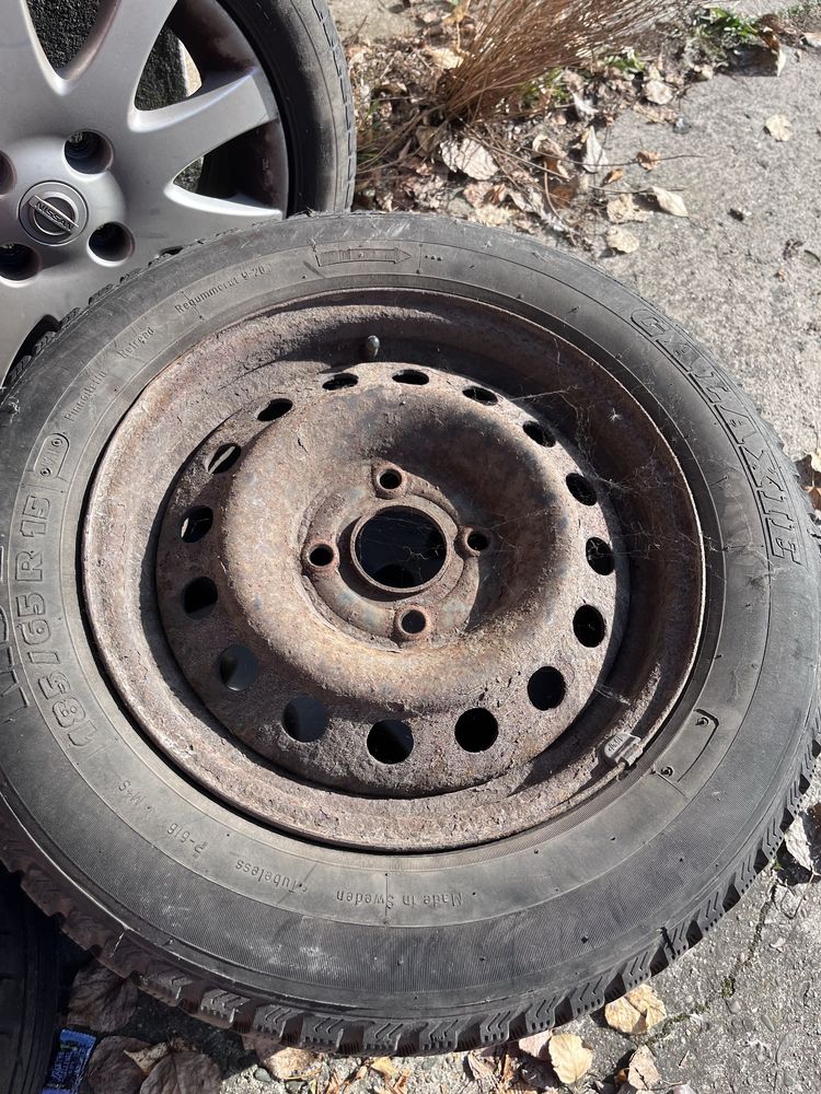16’ 4 Felgi Nissan Almera n16 + 2 koła bez felgi