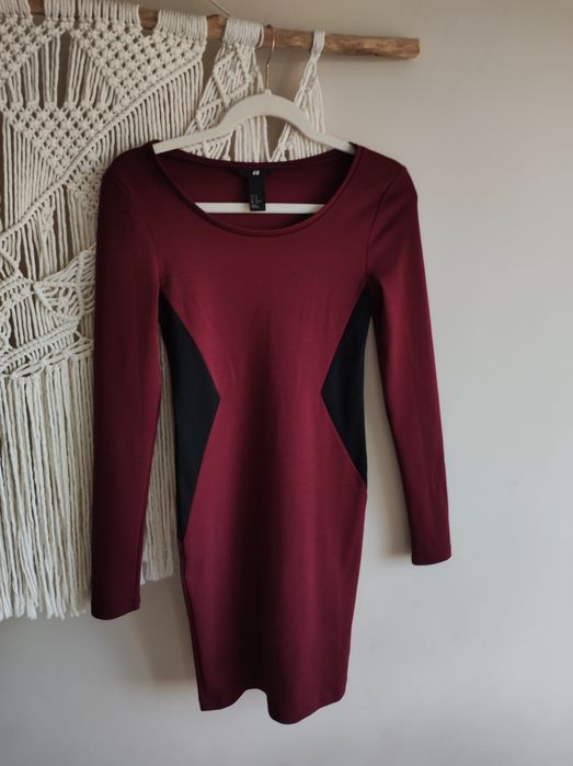 Obcisła bordowa sukienka mini H&M 34 XS podkreślona talia