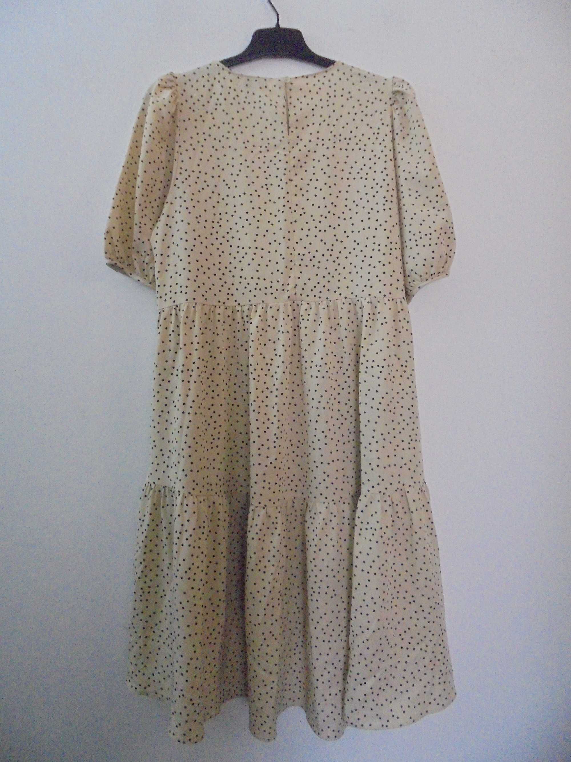 vestido de mulher cor beije