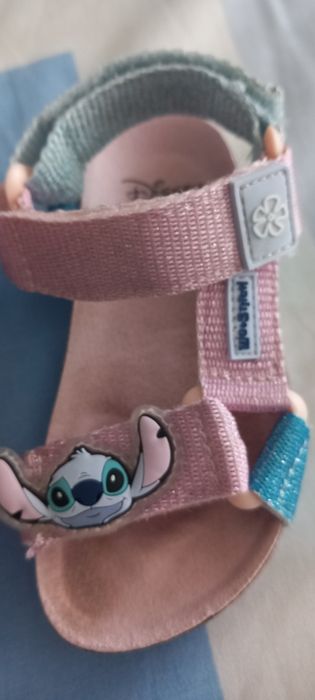 Sandálias Disney Tam 22  ( Portes Incluídos)