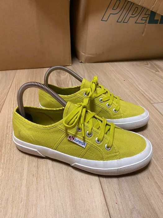 Damskie zielone buty Superga