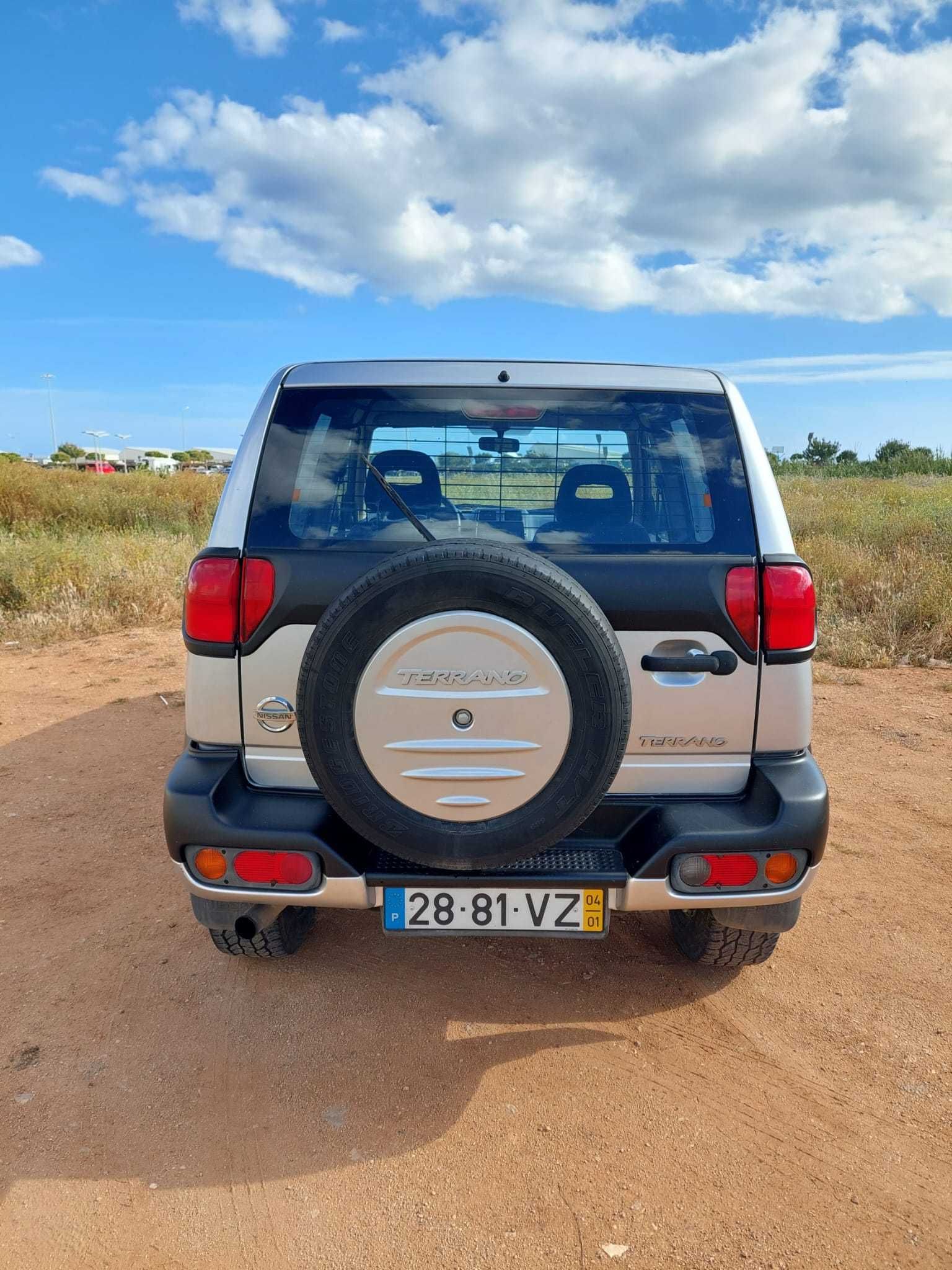 Nissan Terrano II