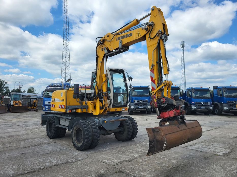 Liebherr A 311 spr z Niemiec tylko 6200mtg  Rototil + łyżka skarpowa