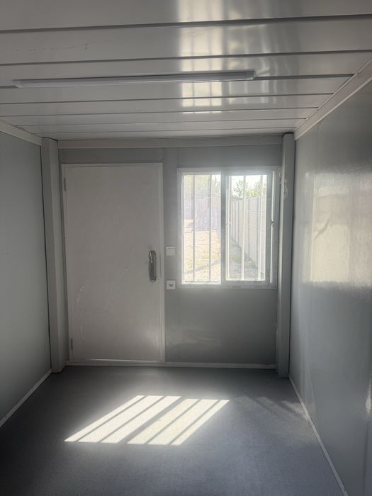 Будинок дачний ( офісне приміщення)