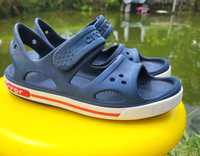 Продам босоножки  crocs j3