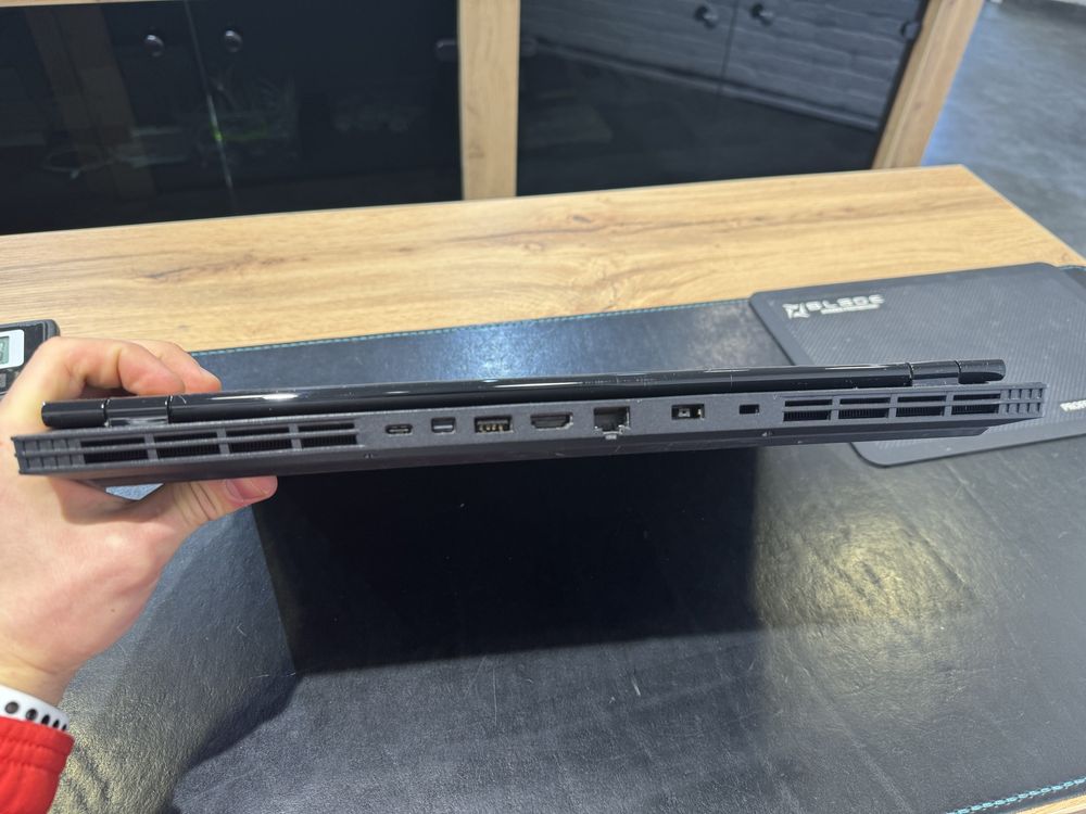 Ігровий ноутбук Lenovo Y530-15iCH під відновлення або на запчастини!