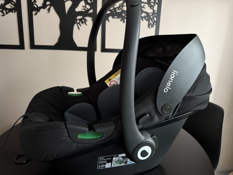 Fotelik Lionelo Astrid I-size z bazą Isofix