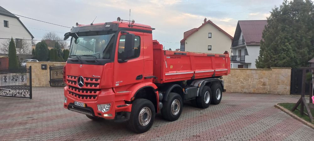 Mercedes Arocs 8x4 3245 MEILLER-KIPPER