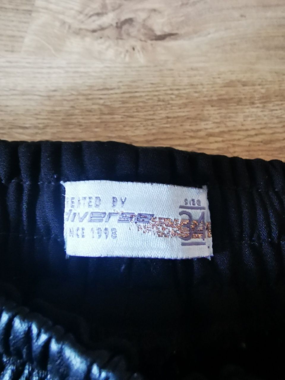 Spodnie damskie Diverse ściągacze na dole